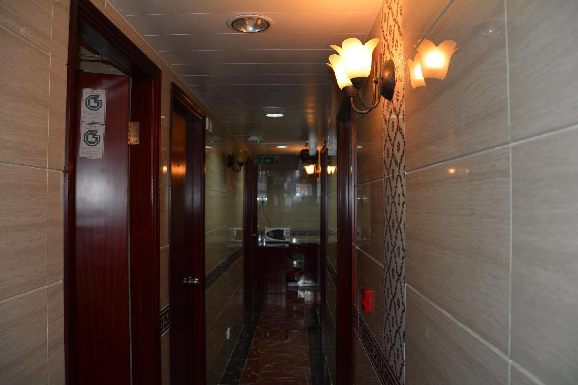 Everest Base Camp Hostel Hongkong Exterior foto